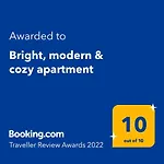 Bright, Modern & Cozy