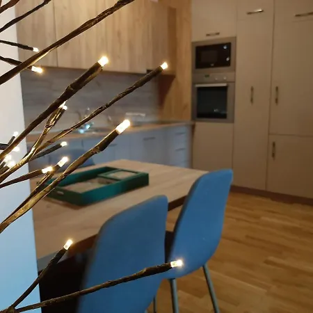 Bright, Modern & Cozy *