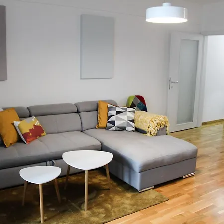 Bright, Modern & Cozy Tuzla